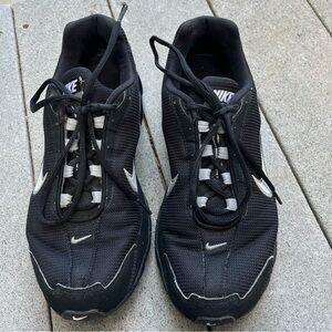 Nike Air Max Torch 3 Black White Silver Men Size 10.5 Sneakers 319116-011